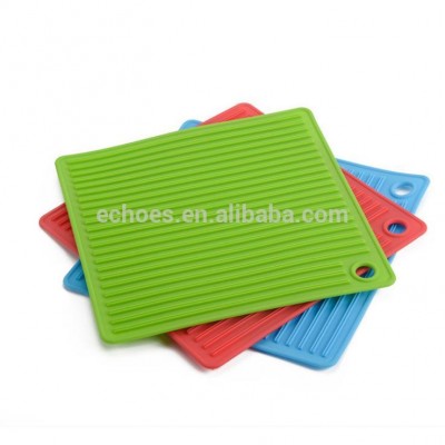 Heat resistant insulation silicone hot pot holder baking mat